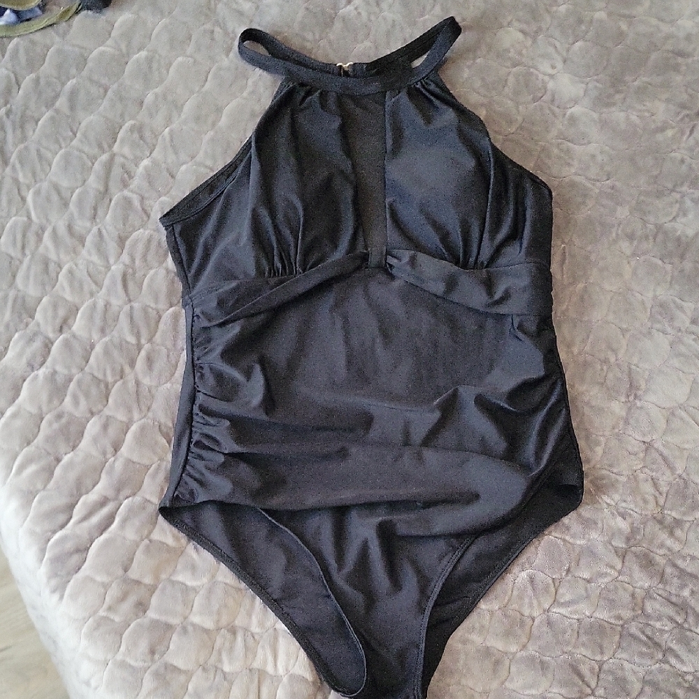 Chic Black Halter Swimsuit